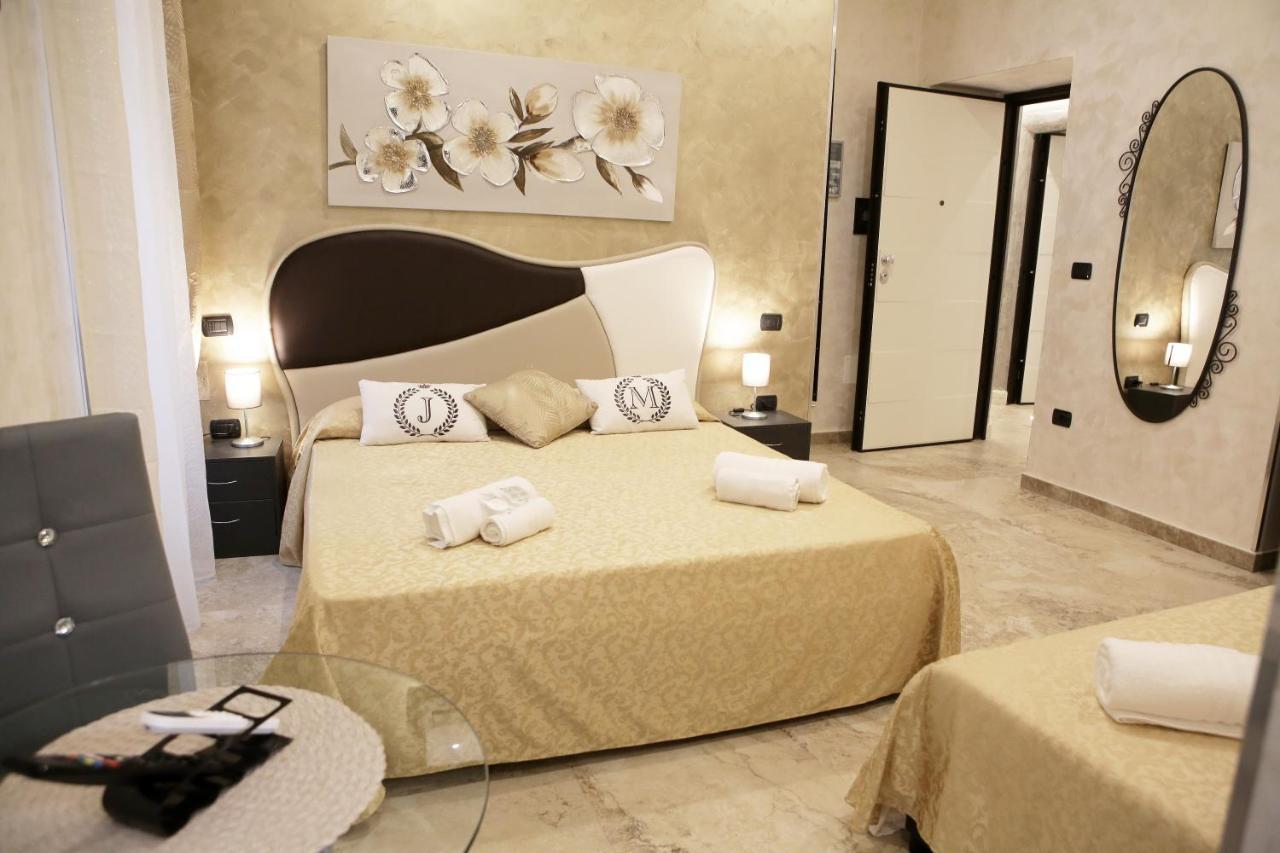 Jadore Monic Rome Exterior photo